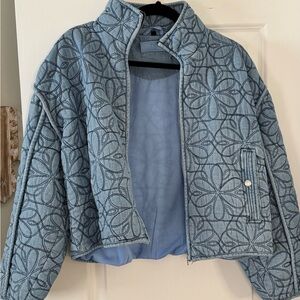 Stylish Blue Quilted Women's Jacket